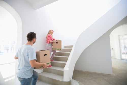 Local moving service for residential and business customers in Swiss Cottage